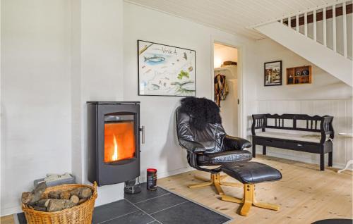 Tistrup House | Holiday Home Hodde With Fireplace