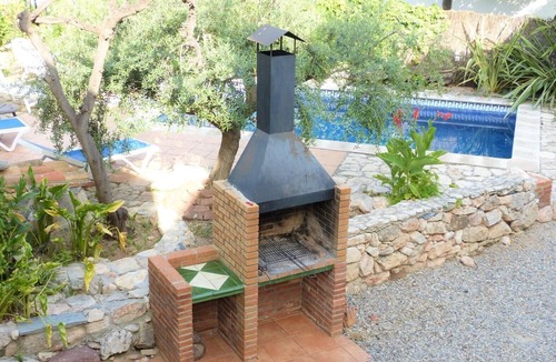Alcover House | Holiday Home 'Hort De La Cinteta' with Mountain View, Private Pool and Air Conditioning