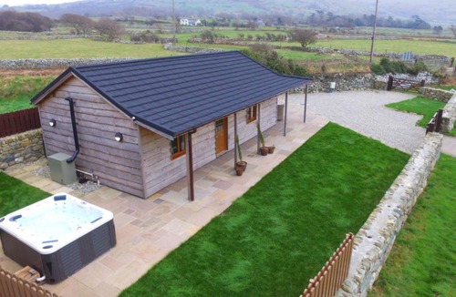 Talybont House | Holiday Home Idnusia by Interhome