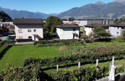 Quartino Apartment | Holiday Home IL VULCANO