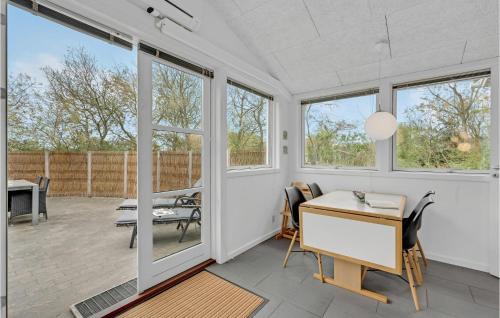 Hemmet House | Holiday Home Ildervej Yellow