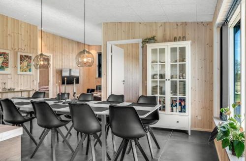 Nørre Hurup House | Holiday Home Ilze - from the sea by Interhome