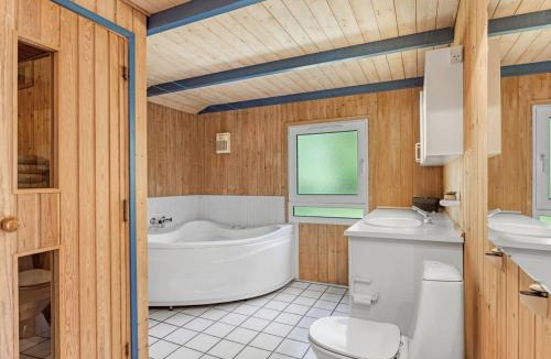 Skram House | Holiday Home Imka - 900m from the sea by Interhome