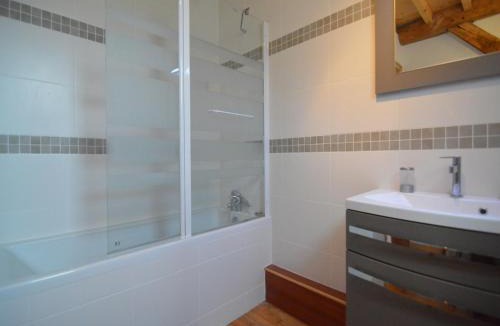 Gouy-Saint-Andre House | Holiday home in a historic building near Montreuil