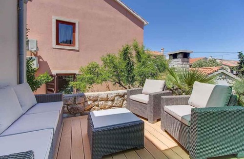 Cove Murtar House | Holiday home in a quiet place