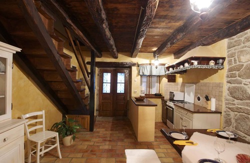 Buzet House | Holiday home in a quiet location with pool