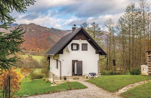 Turke House | Holiday home in a quiet location and in the immediate vicinity of the river