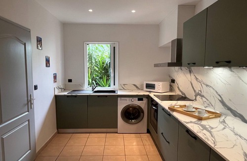 Aregno House | Holiday home in Algajola, 100 m from beach