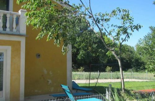 Aspiran House | Holiday home in Aspiran with swimming pool