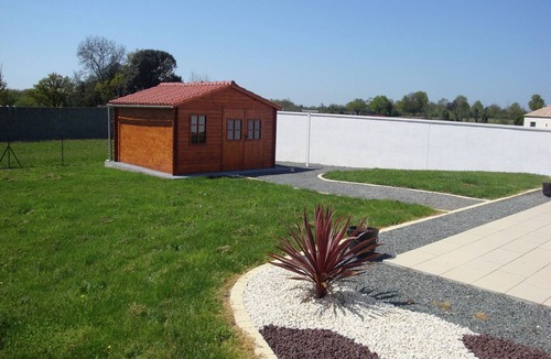 Avrille House | Holiday Home in Avrillé near Sandy Beaches