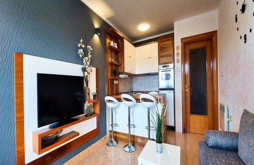 Crikvenica House | Holiday Home in Crikvenica near Sandy Beach