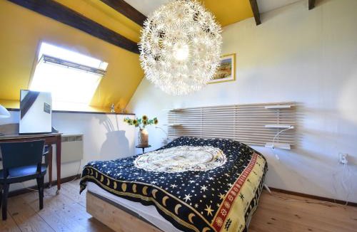 Gannay-sur-Loire House | Holiday Home in Decize near Beach