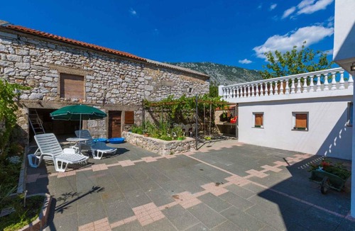 Drivenik House | Holiday home in Drivenik 39097