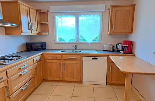 Hanvec House | Holiday Home in Hanvec for 5