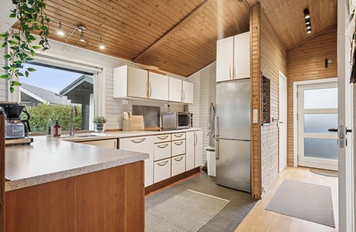 Bøjden House | Holiday home in Horne with sea view
