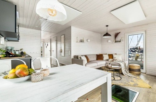 Kragenæs House | Holiday home in Kragenaes with terrace