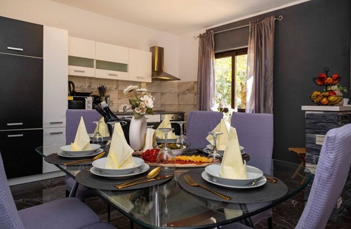Skradin House | Holiday home in Krkovic with large swimming pool