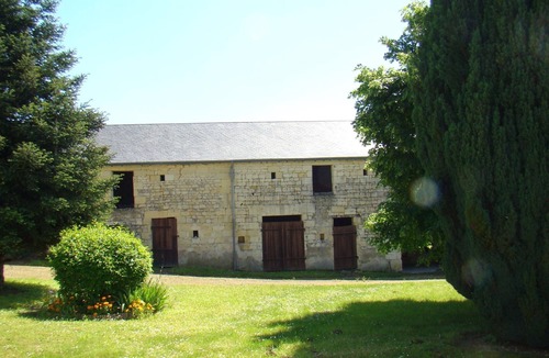 Lerne House | Holiday Home in Lerné with Garden