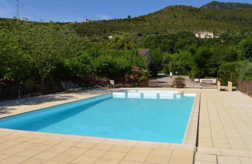 Les Vans House | Holiday Home in Les Vans