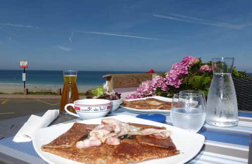 Parame Apartment | Holiday Home in Paramé near Saint-Malo Beaches