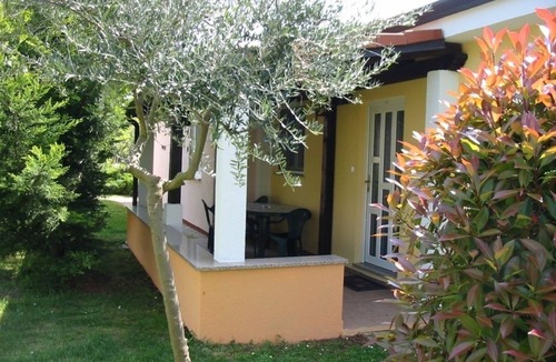 Vrvari House | Holiday Home in Poreč with Terrace, Air condition, WIFI, Dishwasher (4400-7)