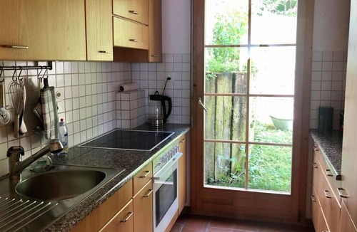 Mitloedi House | Holiday home in Quinten on Lake Walen