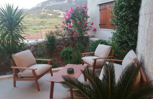 Vrisnik House | Holiday home in Svirče - island Hvar