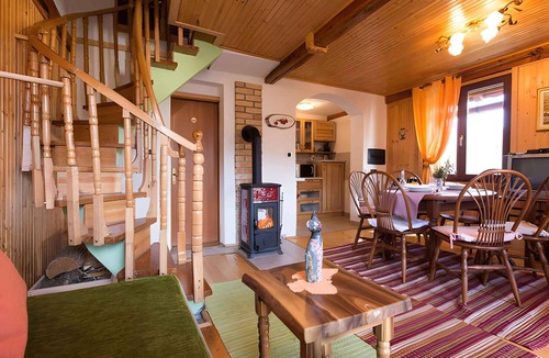 Skrad House | Holiday home in the forest next to river