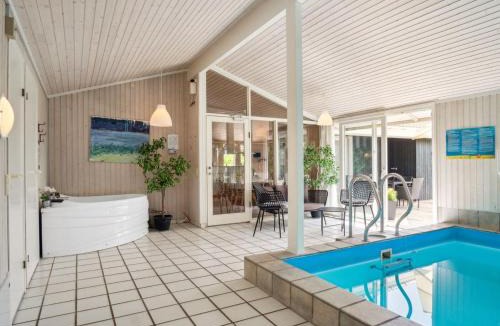 Frolunde House | Holiday Home Isto - 250m from the sea by Interhome