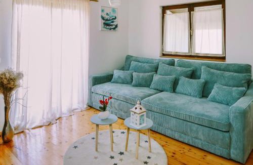 Perusic House | Holiday Home Iv-an by Interhome