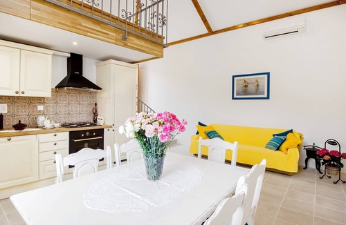 Vinisce House | Holiday home Ivana, (15514), Vinišce, hr