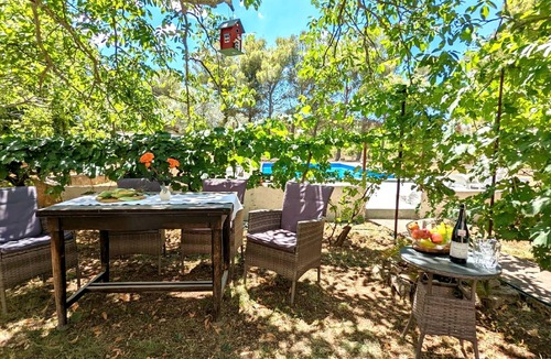 Benkovac House | Holiday Home Jaga - Two bedroom Apartment with with swimming pool