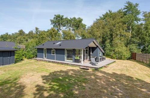 Gedesby House | Holiday Home Jelke - 50m from the sea by Interhome