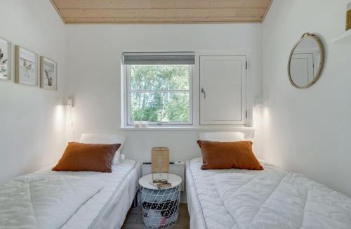 Gedesby House | Holiday Home Jelke - 50m from the sea by Interhome