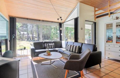 Mosevra House | Holiday Home Jensen - 700m to the fjord by Interhome