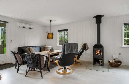 Nøreng House | Holiday Home Jobst - 600m to the fjord by Interhome
