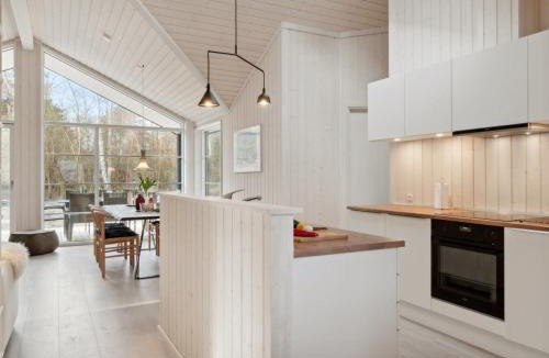 Hoensinge House | Holiday Home Jonnhild - 450m from the sea by Interhome