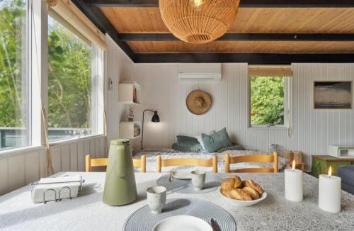 Arnager House | Holiday Home Joon - 100m from the sea by Interhome