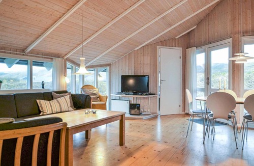 Bjerregard Strand House | Holiday home Julianevej