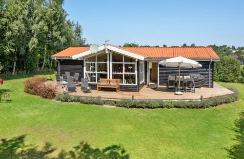 Remmer Strand House | Holiday Home Kai - 500m to the fjord by Interhome