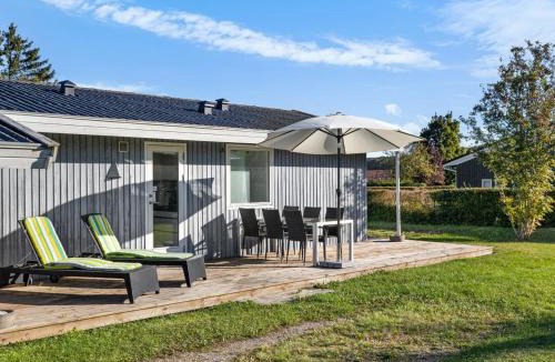 Vemmenæs House | Holiday Home Kajsa - 250m from the sea by Interhome