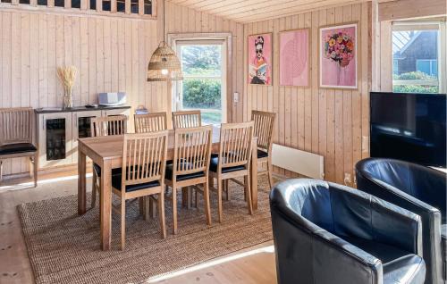 Nr. Lyngby House | Holiday Home Kaskelotvej