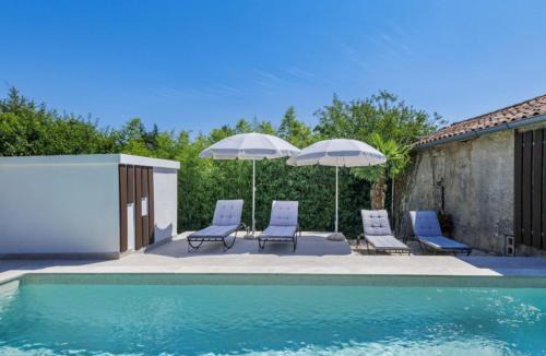 Pican House | Holiday Home Kate by Interhome