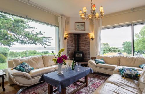 Plestin-les-Greves House | Holiday Home Ker Svea by Interhome
