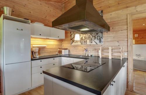 Ronde House | Holiday Home Kersta - 400m from the sea by Interhome