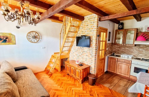 Duga Resa Villa | Holiday Home Klen by Villas Guide