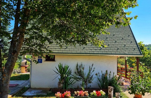 Duga Resa Villa | Holiday Home Klen by Villas Guide