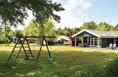 Nordenbro Vesteregn House | Holiday home Klintegårdsvej Humble VI