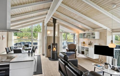 Hirtshals House | Holiday Home Kragevej