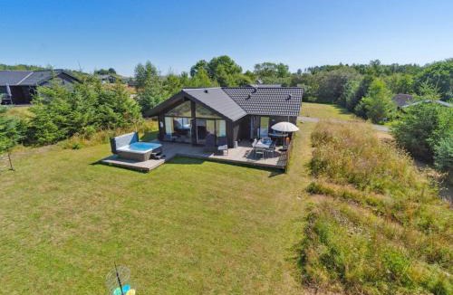 Sømarken House | Holiday Home Kristiarn - 1-1km from the sea by Interhome